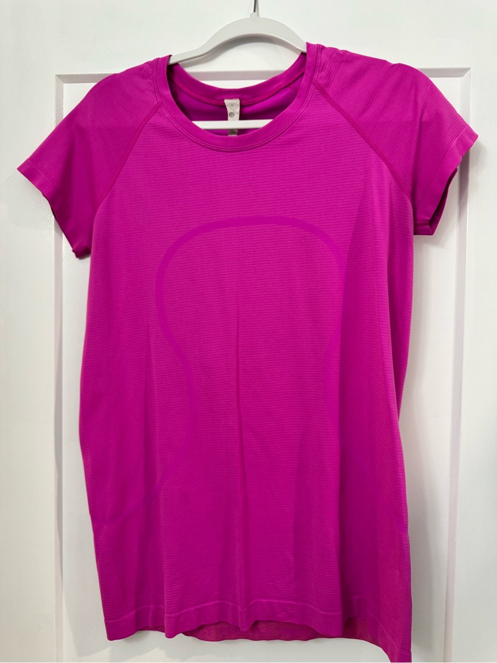 Lululemon Swiftly Tech Short-Sleeve Shirt 2.0 Hip Length Bright Pink Size 10